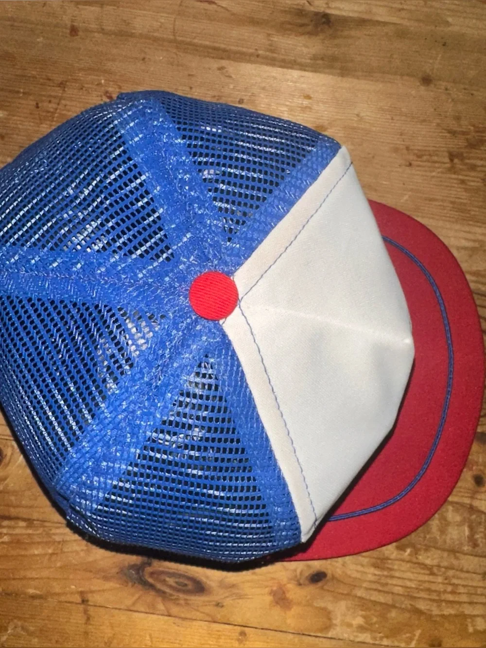 Vintage Walt Disney World Trucker Hat SnapBack Cap 80s Blue Red